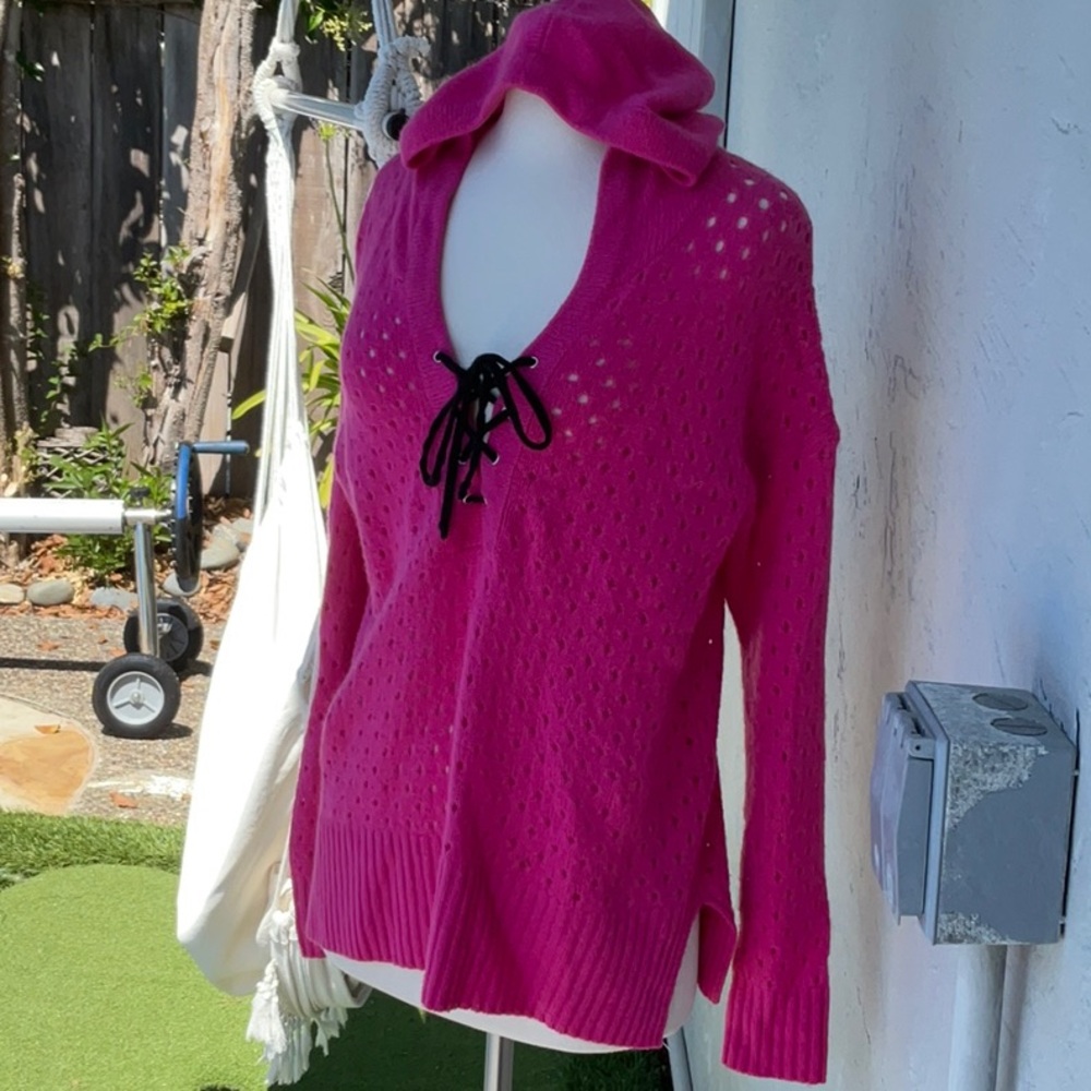 Autumn Cashmere Pink Hooded Sweater with Eyelet Detailing